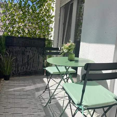 Apartament Iris 5 Minutos De La Playa, Centro De Ciudad
