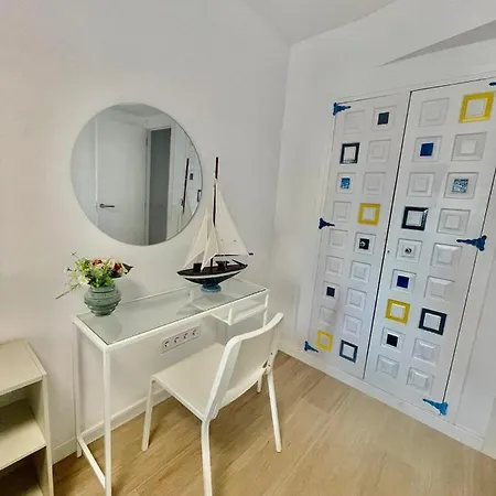 Apartament Iris 5 Minutos De La Playa, Centro De Ciudad *